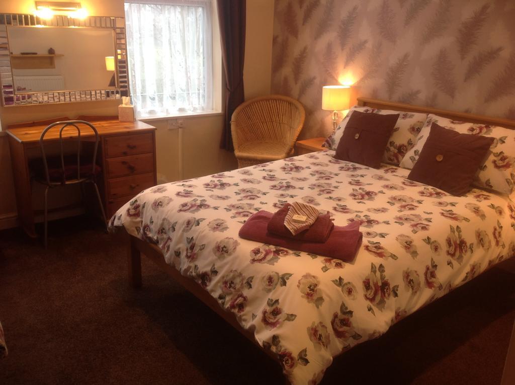 Cleasewood Guest House เกรทยาร์มัธ ภายนอก รูปภาพ
