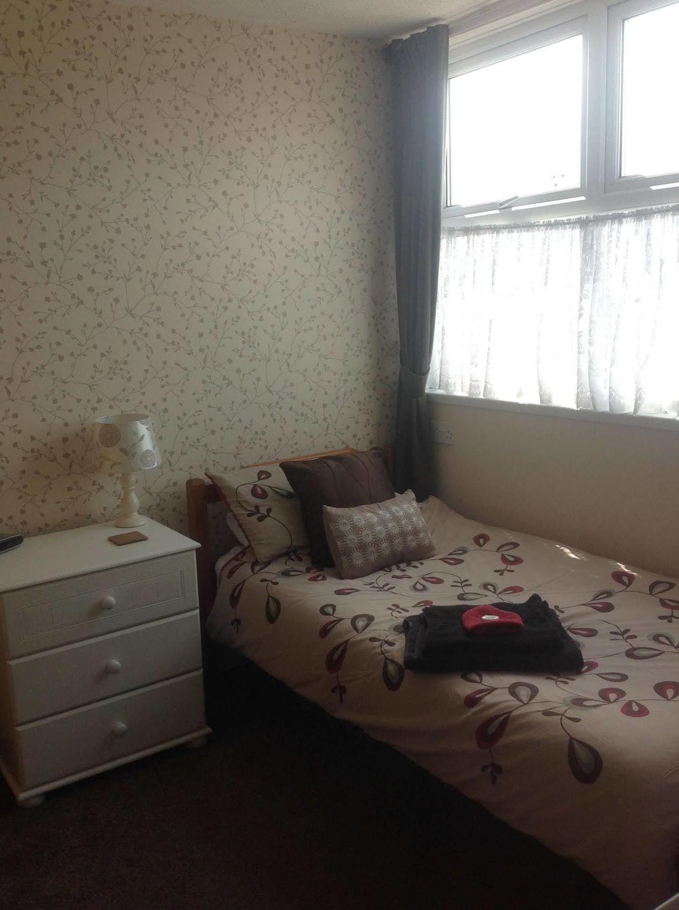 Cleasewood Guest House เกรทยาร์มัธ ภายนอก รูปภาพ